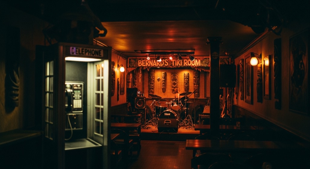 Atmosphere of Bernard's Tiki Room — Arvada (Olde Town)