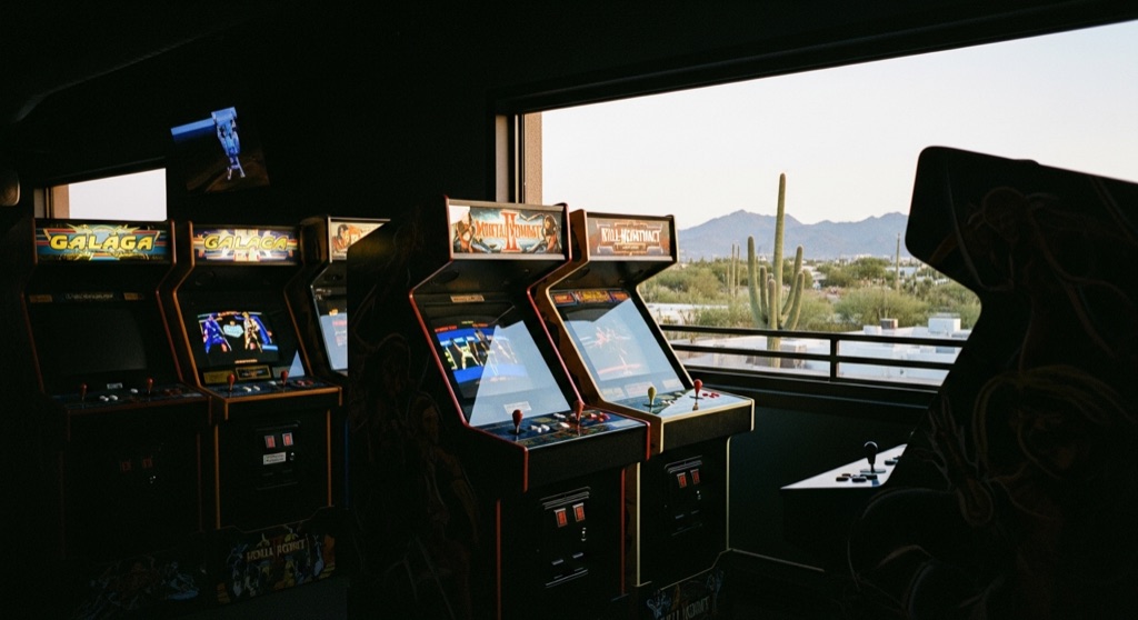 Cobra Arcade Bar — Arcades & Oddball Play in Phoenix